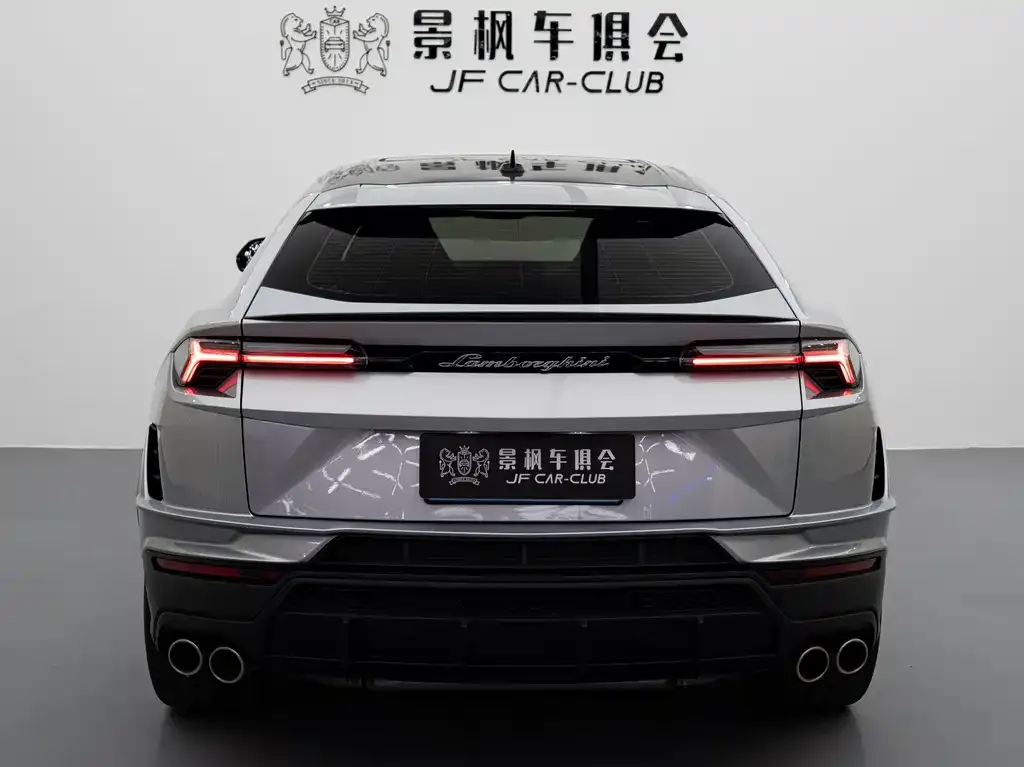 Lamborghini Urus — фото 9