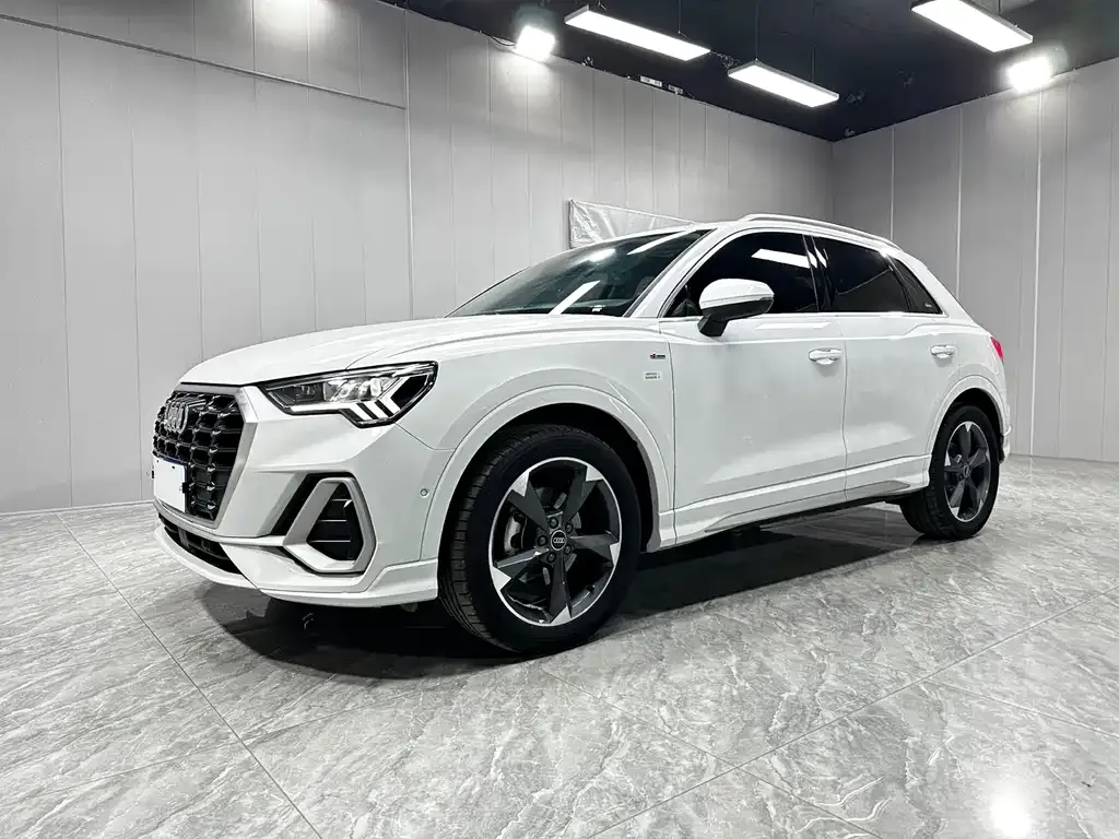 Audi Q3 — фото 4