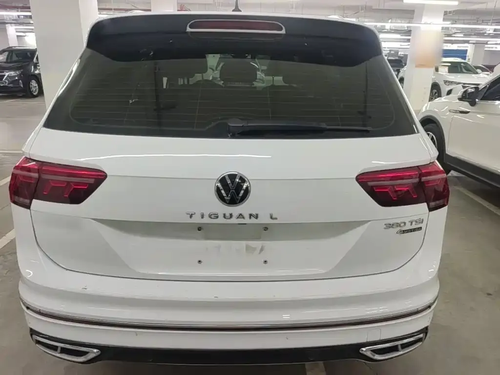 Volkswagen Tiguan L — фото 2