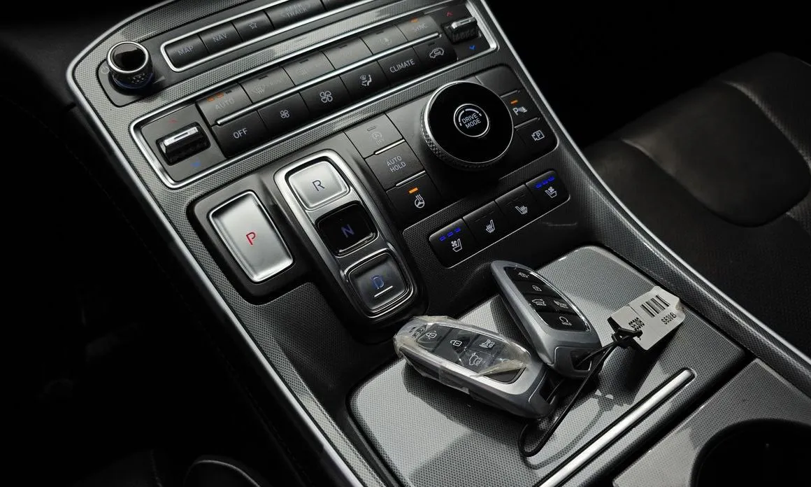 Hyundai Santafe — фото 9