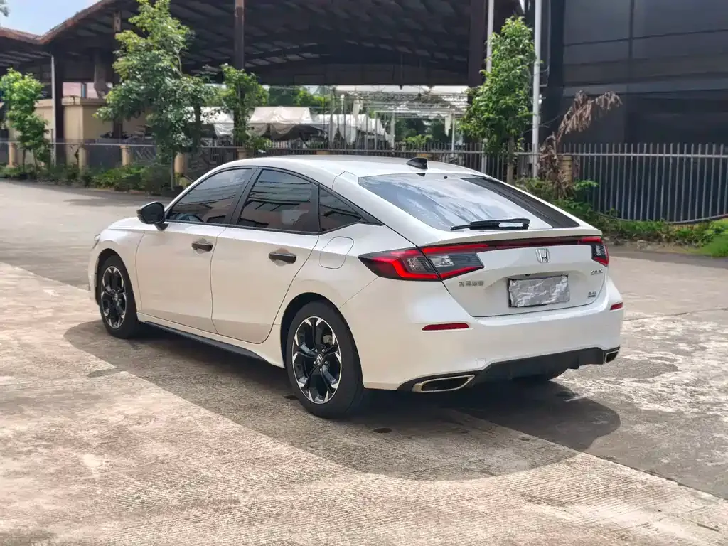 Honda Civic — фото 10