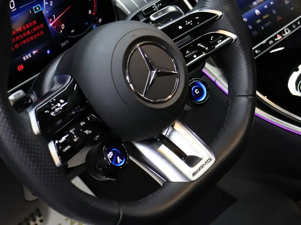Mercedes-Benz GLC AMG — фото 7