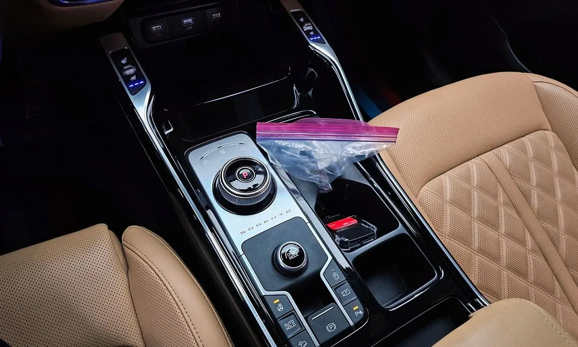 Kia Sorento — фото 6
