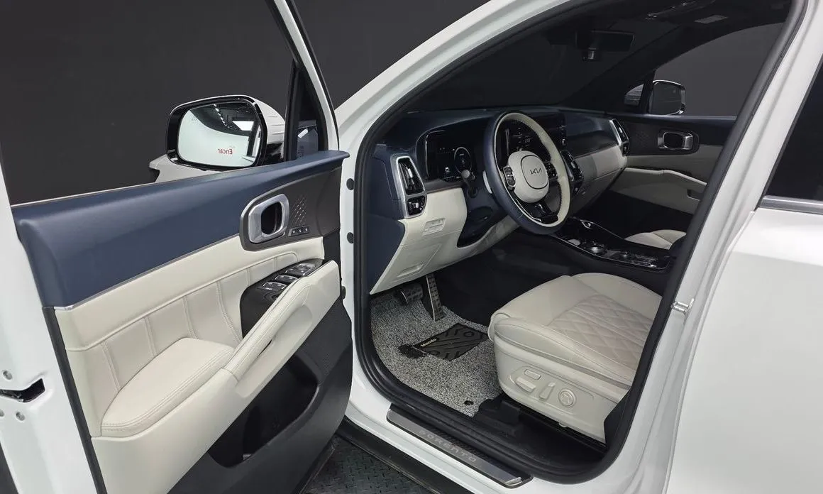 Kia Sorento — фото 6
