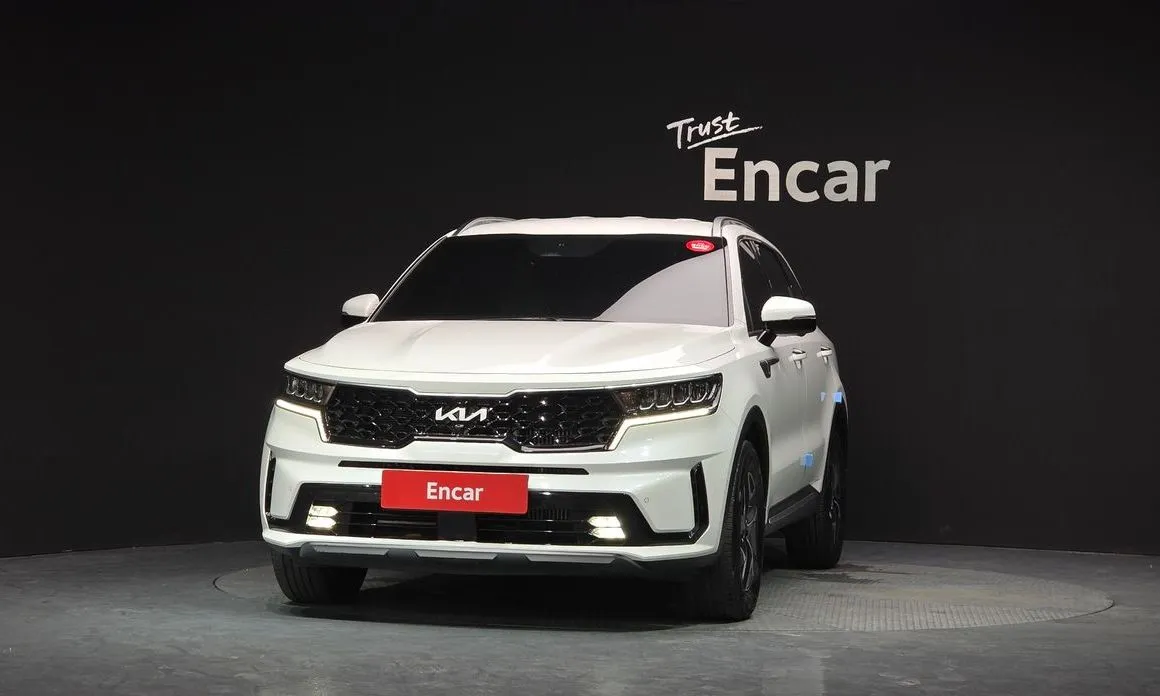 Kia Sorento — фото 7