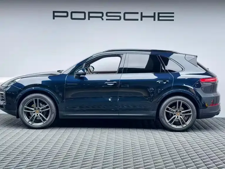 Porsche Cayenne — фото 8