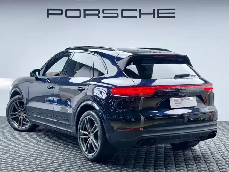 Porsche Cayenne — фото 10