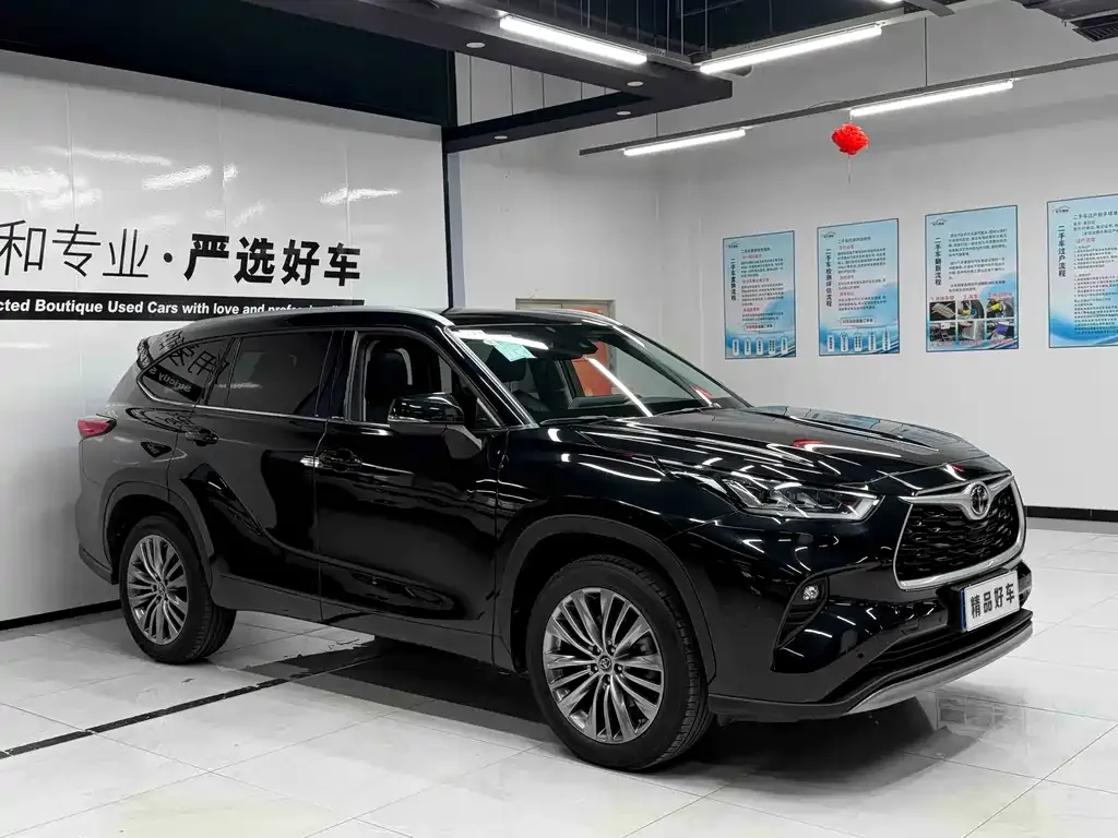 Toyota Highlander — фото 2