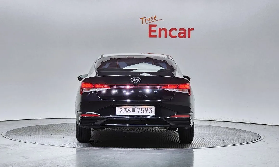 Hyundai AVANTE — фото 2