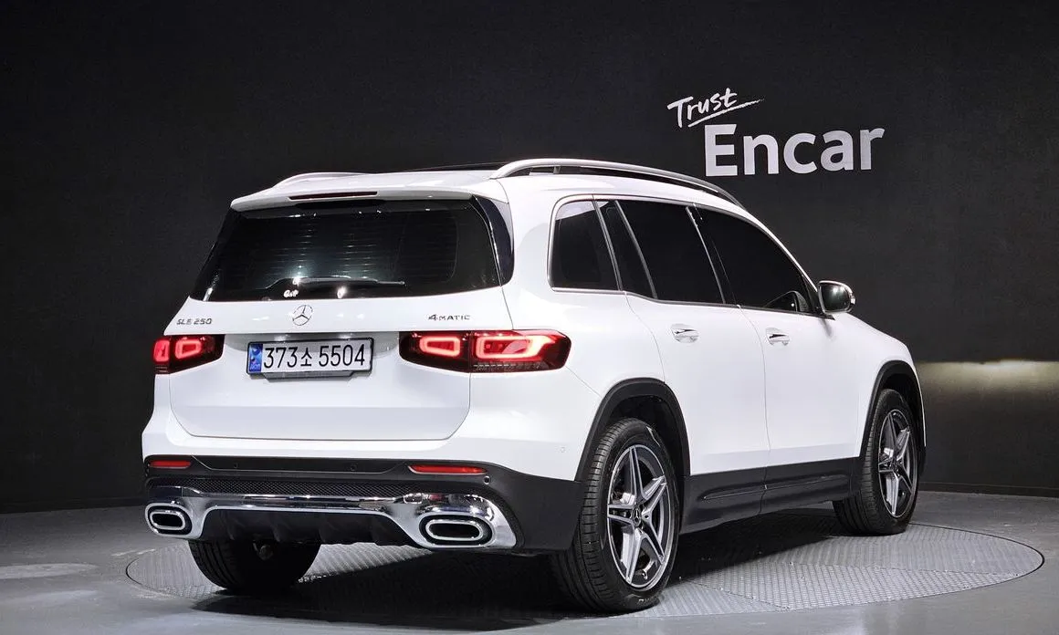 Mercedes-Benz GLB-Class — фото 5