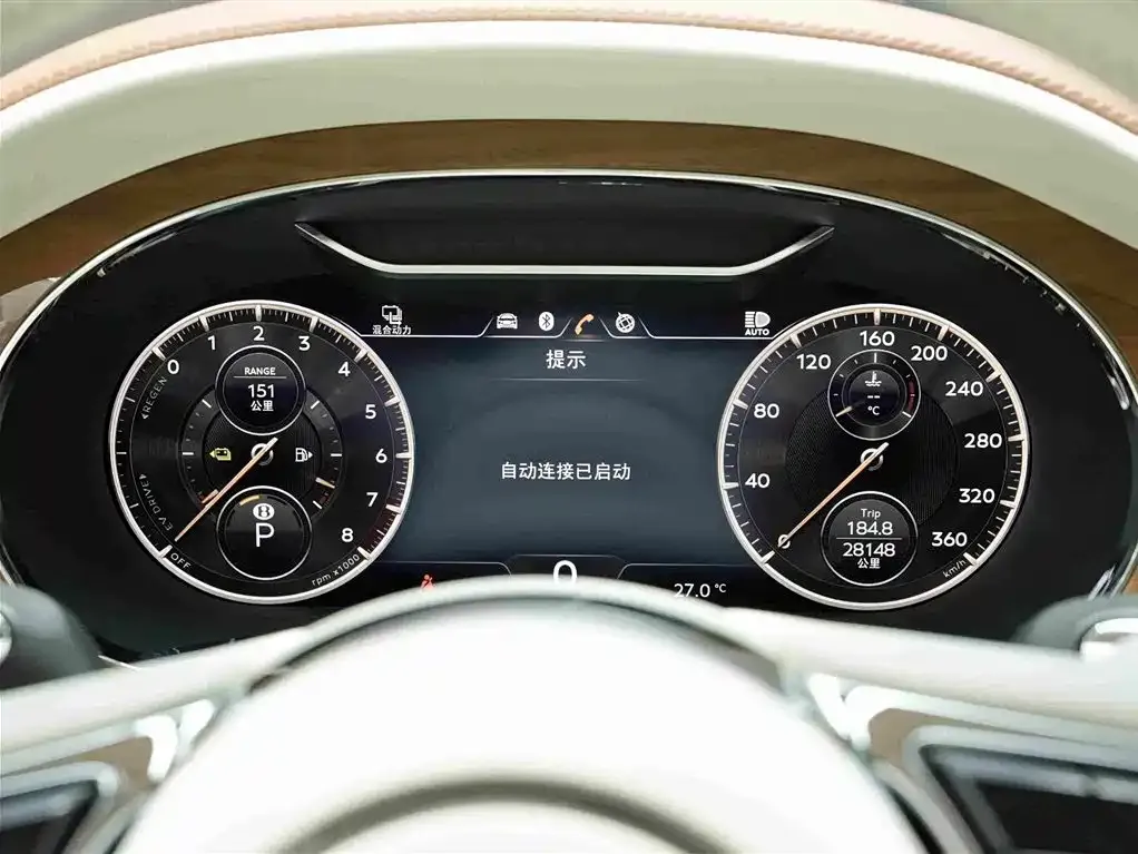 Bentley Flying Spur PHEV — фото 9