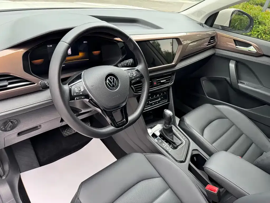 Volkswagen Tharu — фото 5