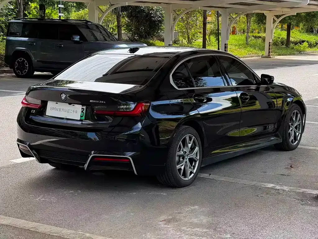 BMW i3 — фото 10
