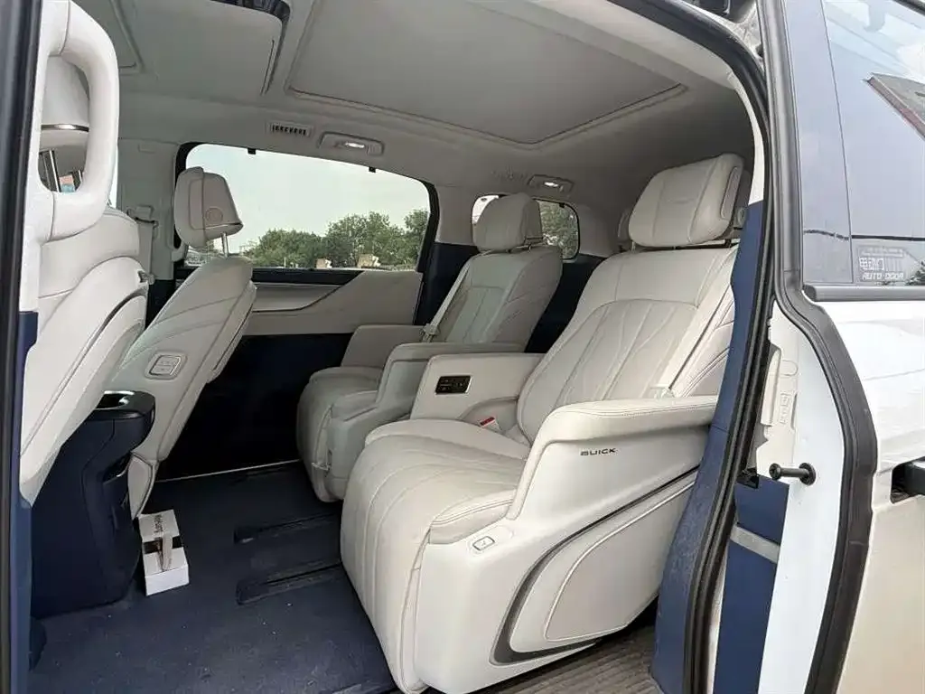 Buick GL8 Hybrid — фото 7