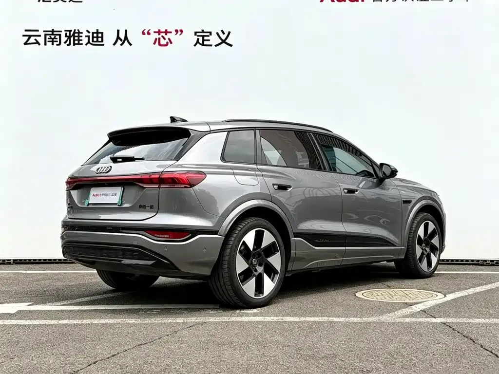 Audi Q6L e-tron — фото 6