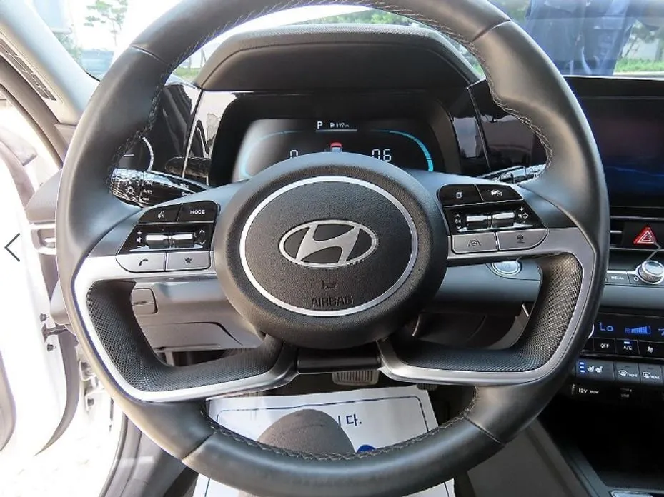 Hyundai AVANTE — фото 7