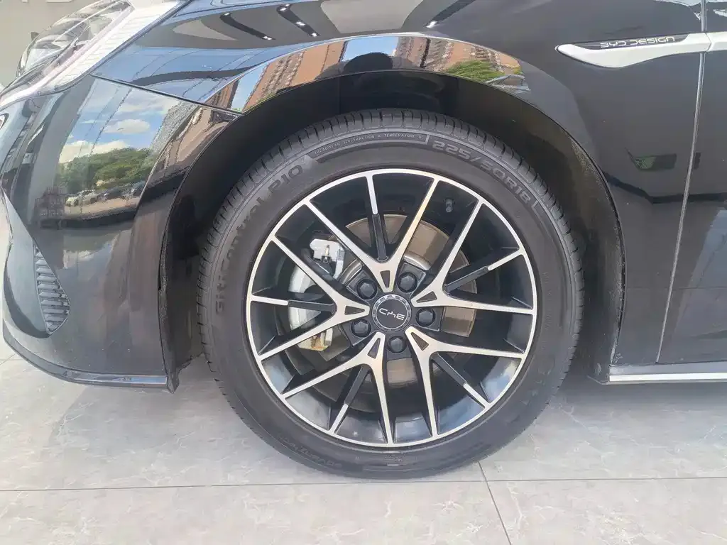BYD Seal 07 DM-i — фото 3