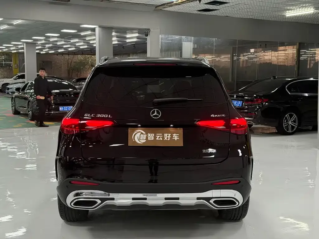 Mercedes-Benz GLC — фото 6