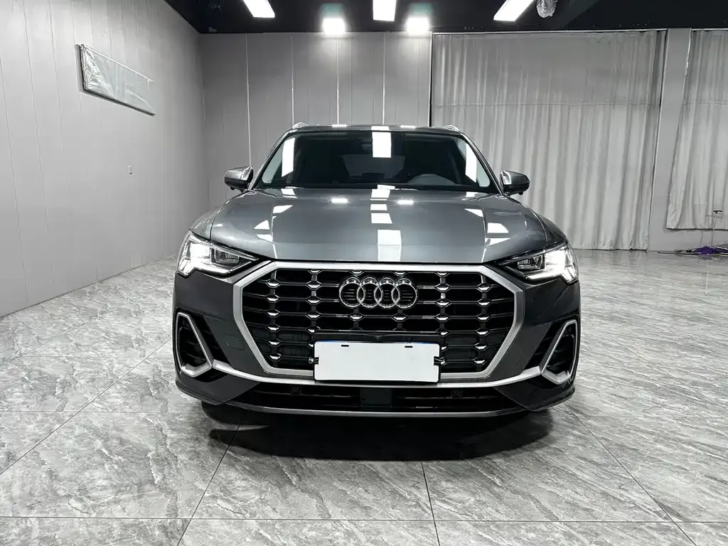 Audi Q3 — фото 7