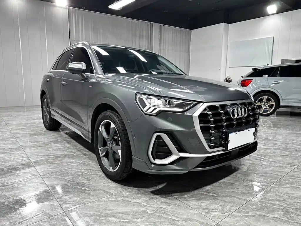 Audi Q3 — фото 3