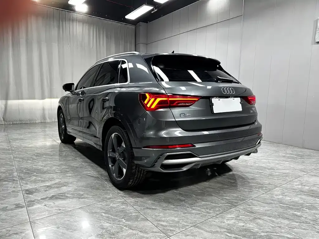 Audi Q3 — фото 5