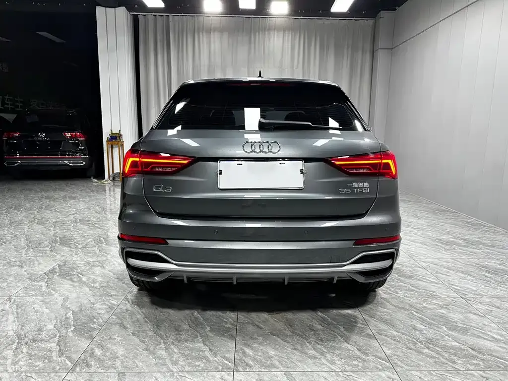 Audi Q3 — фото 6