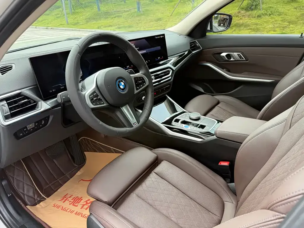 BMW i3 — фото 5