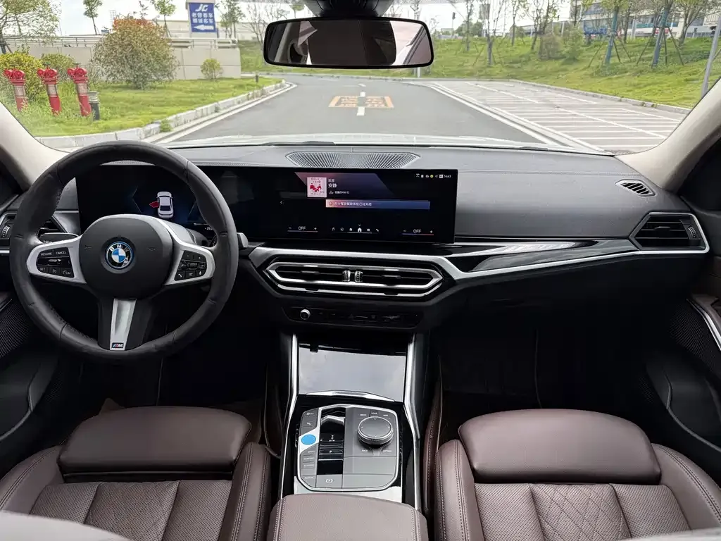 BMW i3 — фото 8