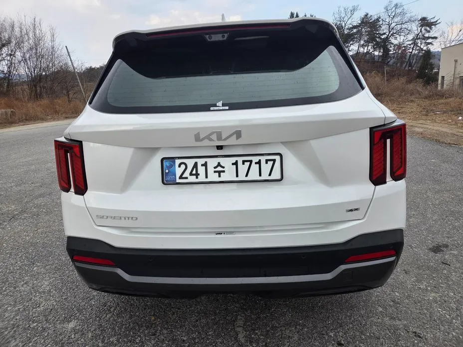 Kia Sorento — фото 5