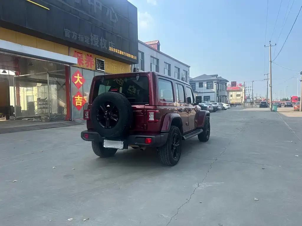 Jeep Wrangler — фото 2
