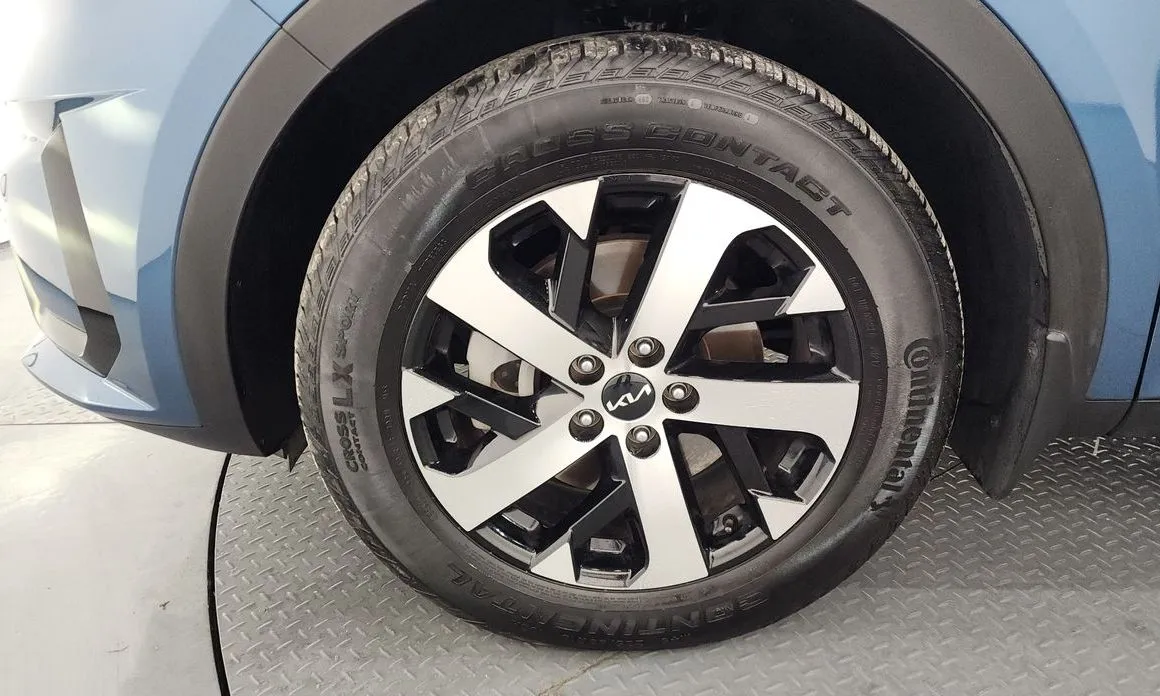 Kia Sorento — фото 5