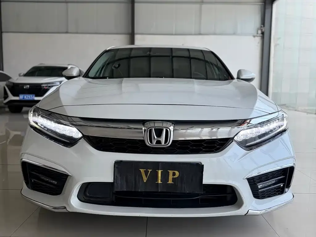 Honda Inspire — фото 3
