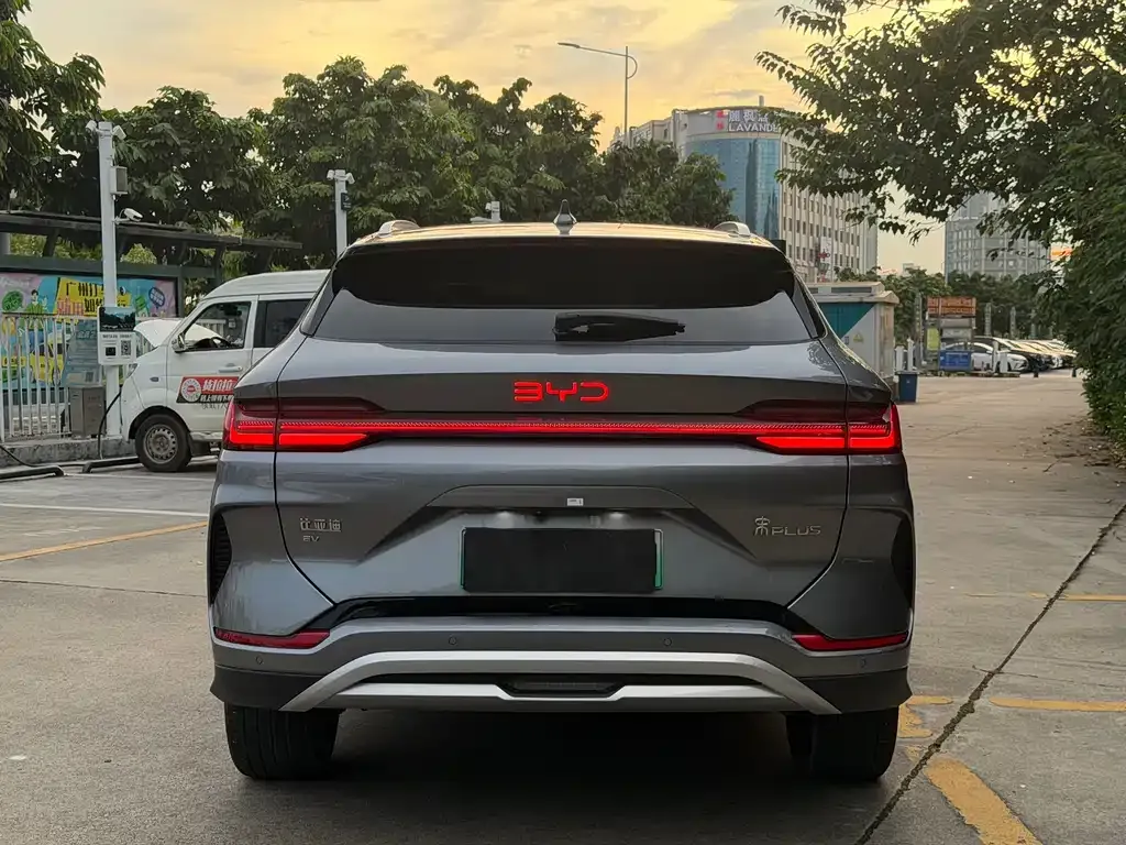 BYD PLUS New Energy — фото 8