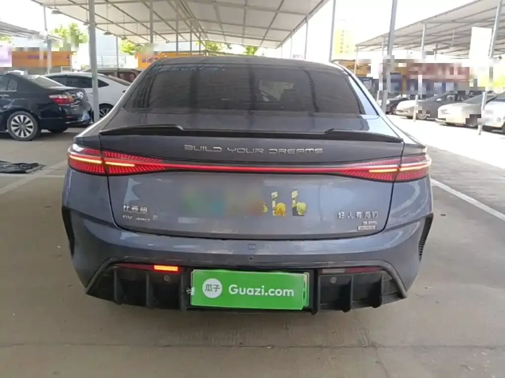 BYD Seal — фото 5