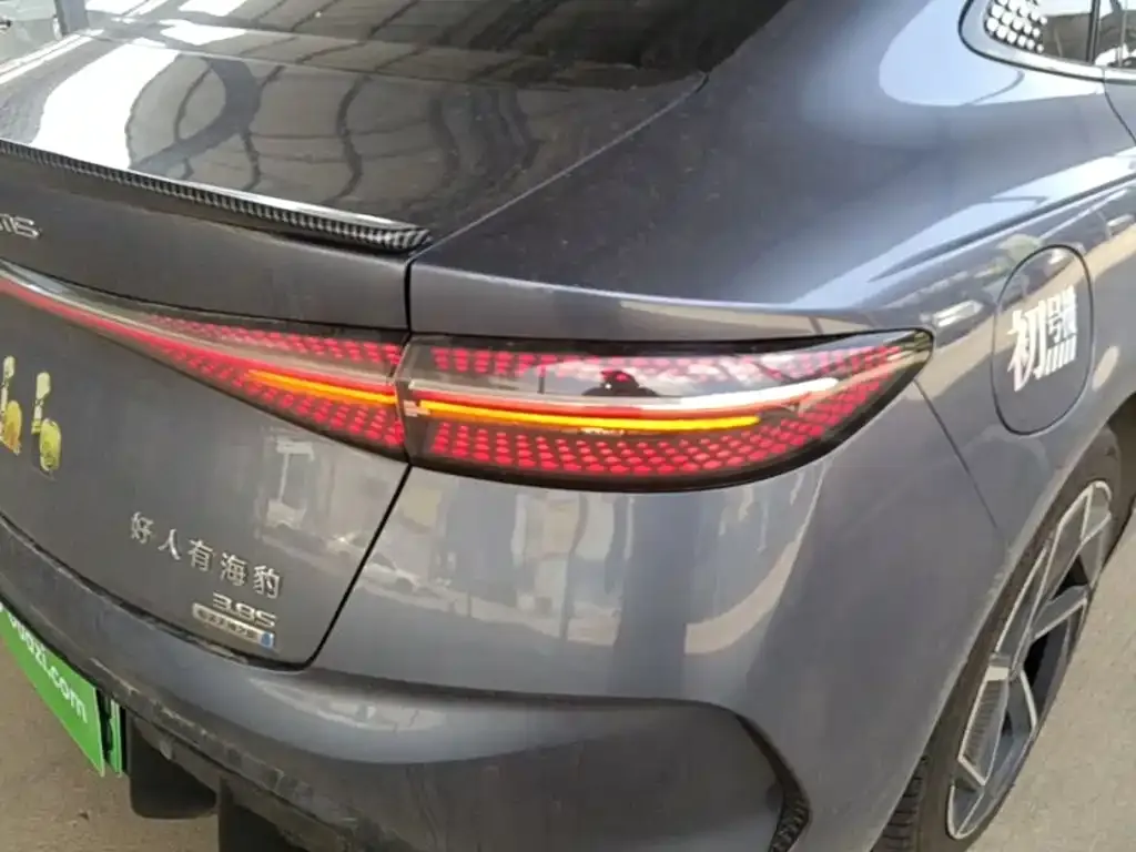 BYD Seal — фото 4
