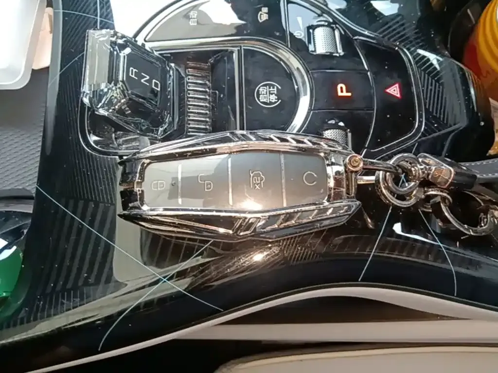 BYD Seal — фото 9