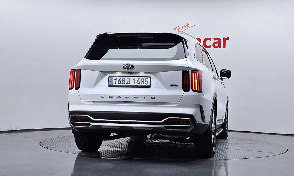 Kia Sorento — фото 4