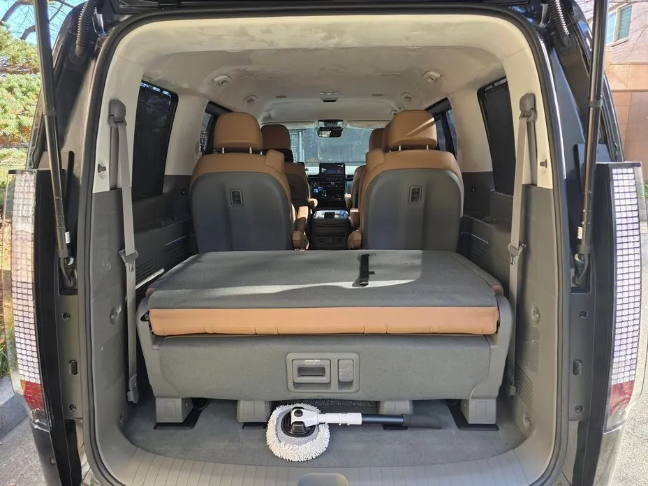 Hyundai Staria — фото 3
