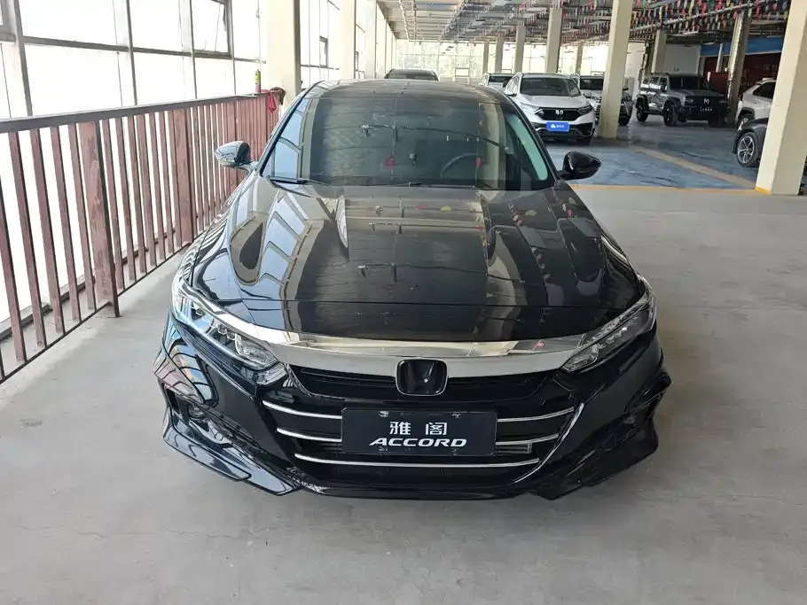 Honda Accord — фото 2