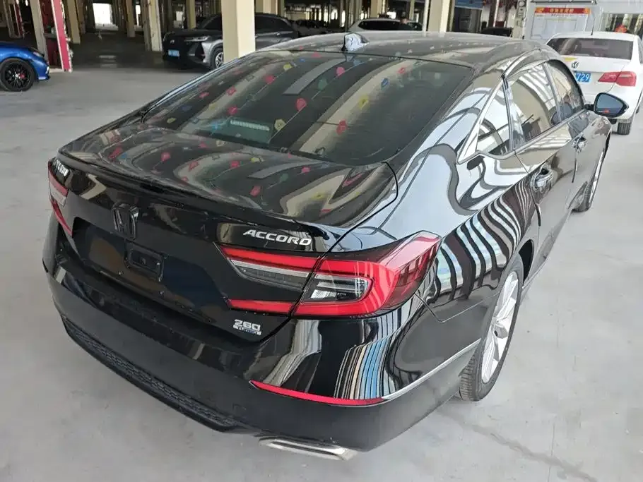 Honda Accord — фото 5