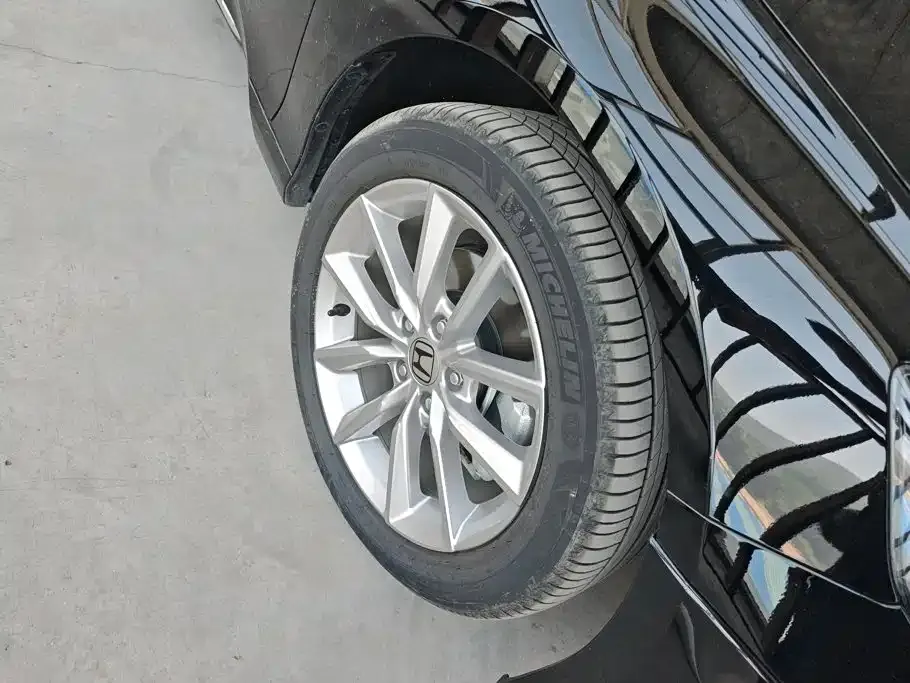 Honda Accord — фото 6