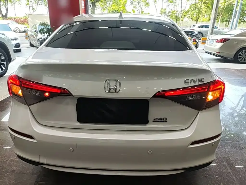 Honda Civic — фото 9