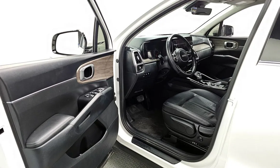 Kia Sorento — фото 5