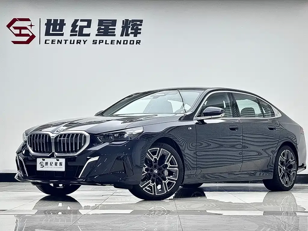 BMW 5 Series — фото 1