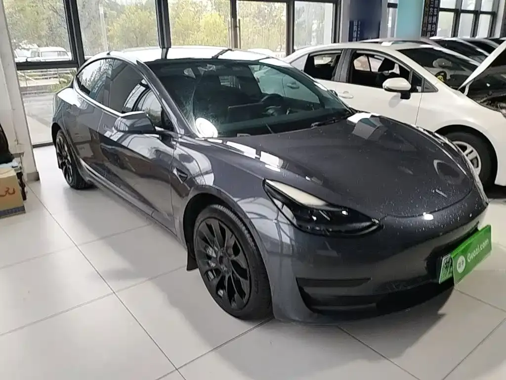 Tesla Model 3 — фото 3