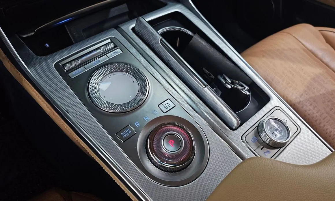 Genesis GV80 — фото 10