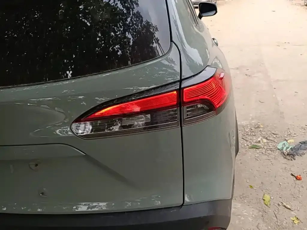 Toyota Corolla Cross — фото 2