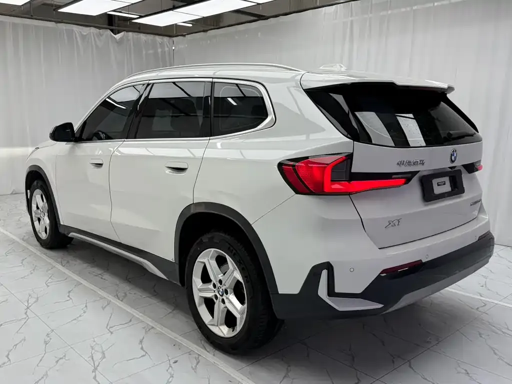 BMW X1 — фото 3
