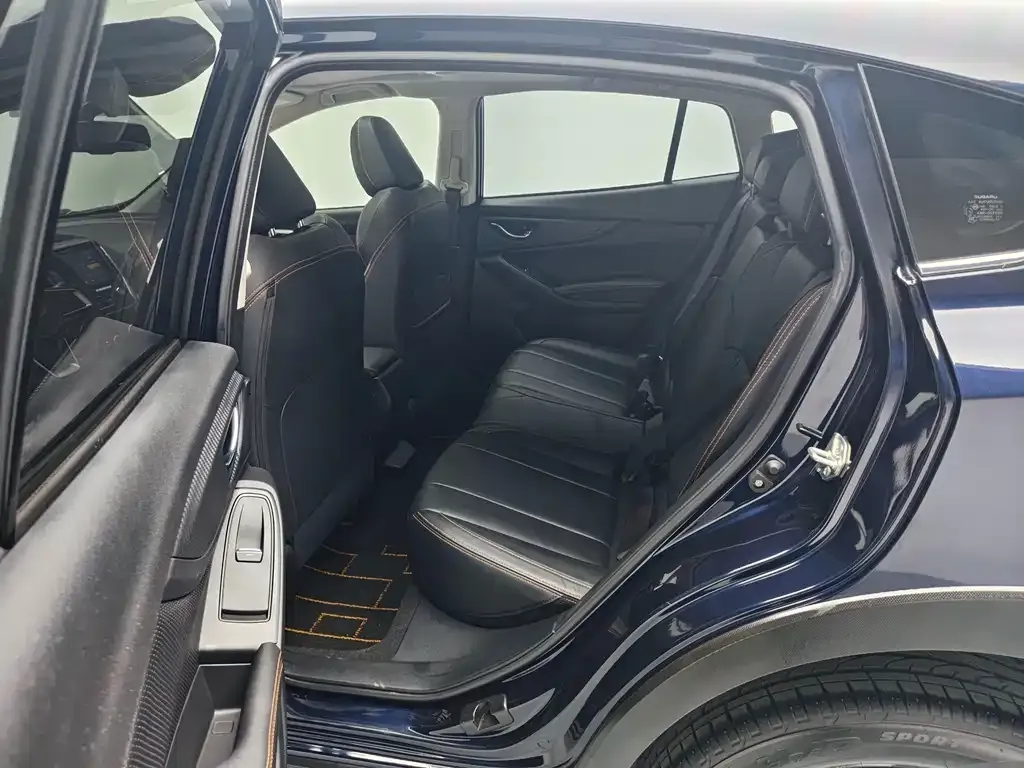 Subaru XV — фото 10