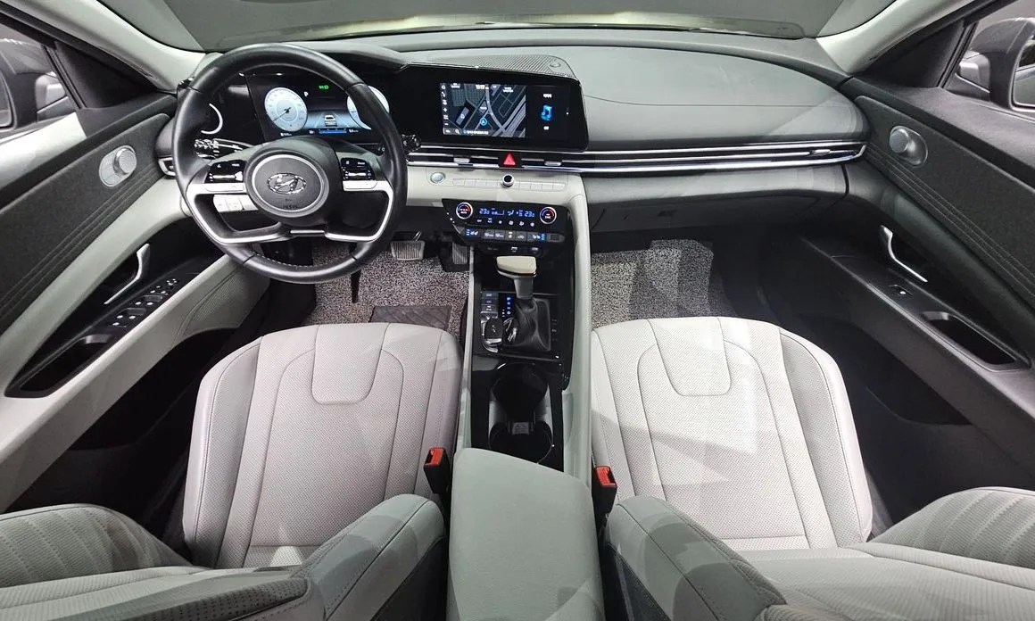Hyundai AVANTE — фото 6